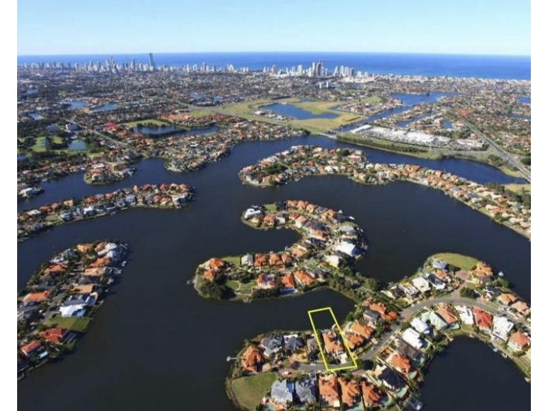 87 Bollard Circuit, Clear Island Waters QLD 4226