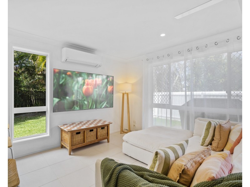 41/9-15 Harrier Drive, Burleigh Waters QLD 4220