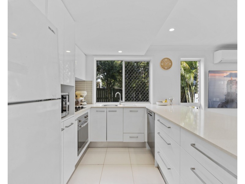 41/9-15 Harrier Drive, Burleigh Waters QLD 4220