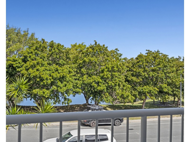 41/9-15 Harrier Drive, Burleigh Waters QLD 4220