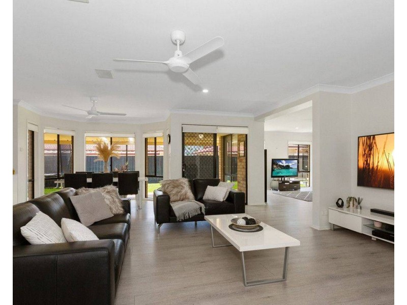 12 Franklin Street, Banora Point NSW 2486