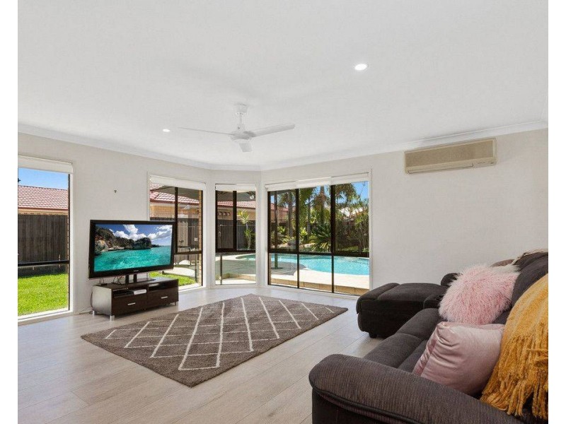 12 Franklin Street, Banora Point NSW 2486