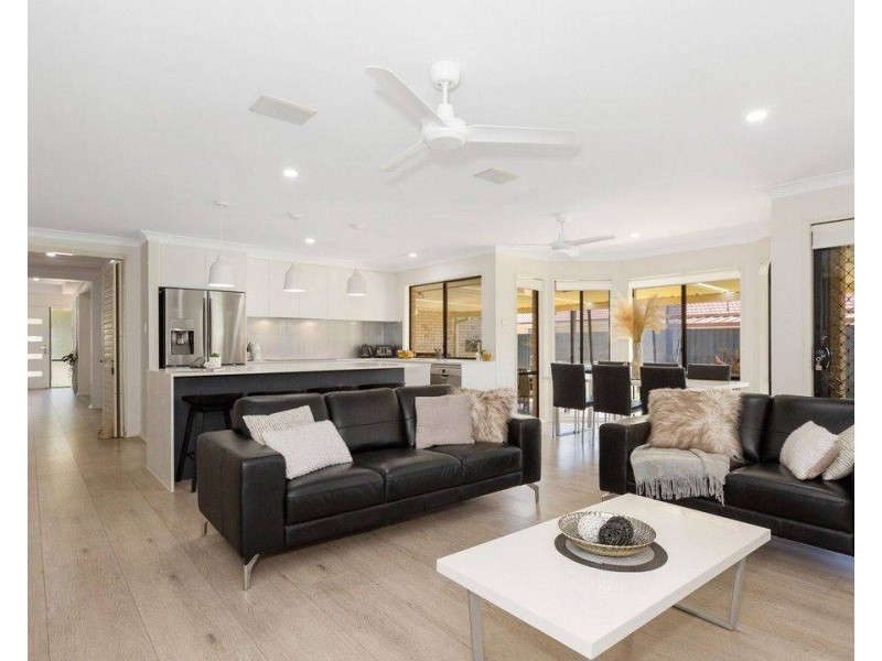 12 Franklin Street, Banora Point NSW 2486