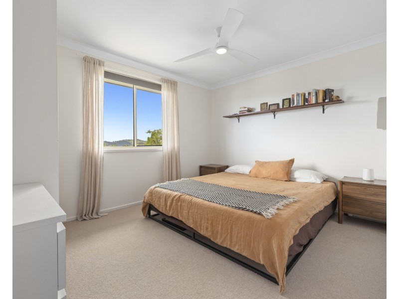 43 Broadwater Esplanade, Bilambil Heights NSW 2486