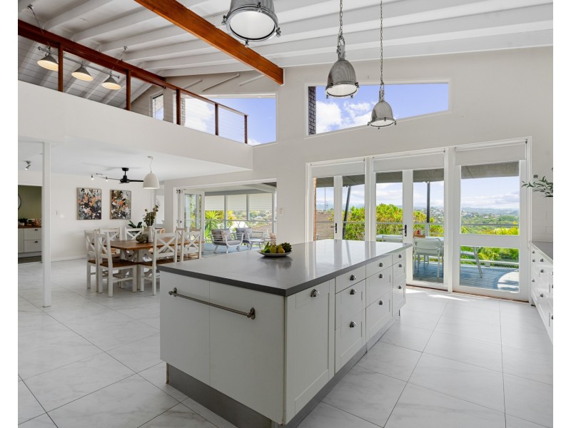 19 Durigan Place, Banora Point NSW 2486