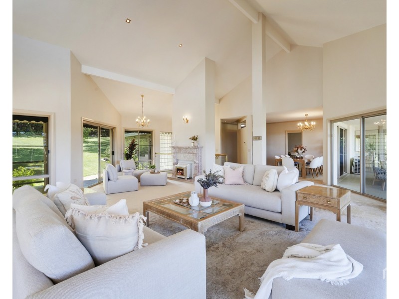 3 The Parapet, Banora Point NSW 2486