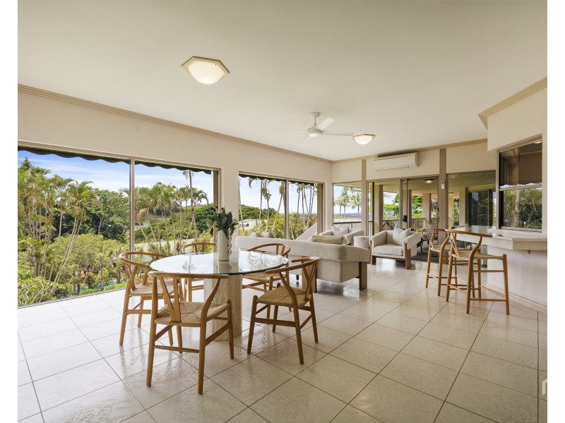 3 The Parapet, Banora Point NSW 2486