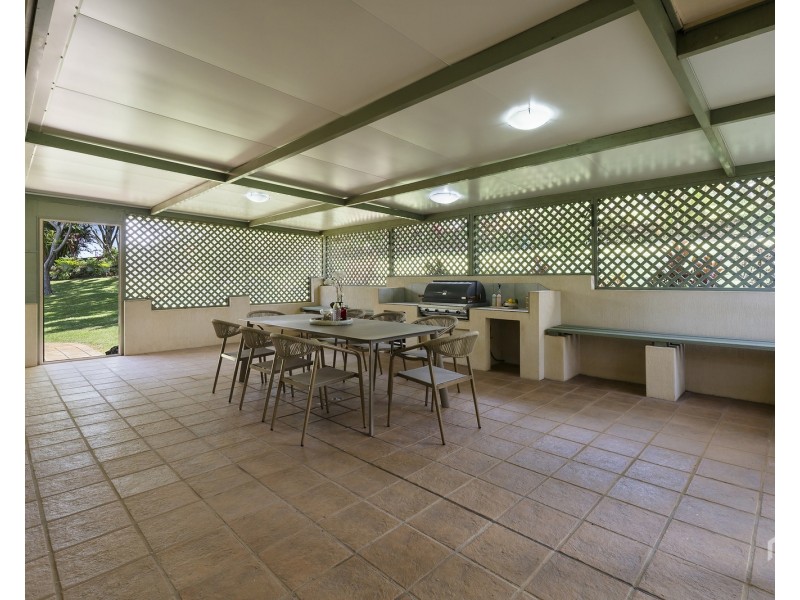 3 The Parapet, Banora Point NSW 2486