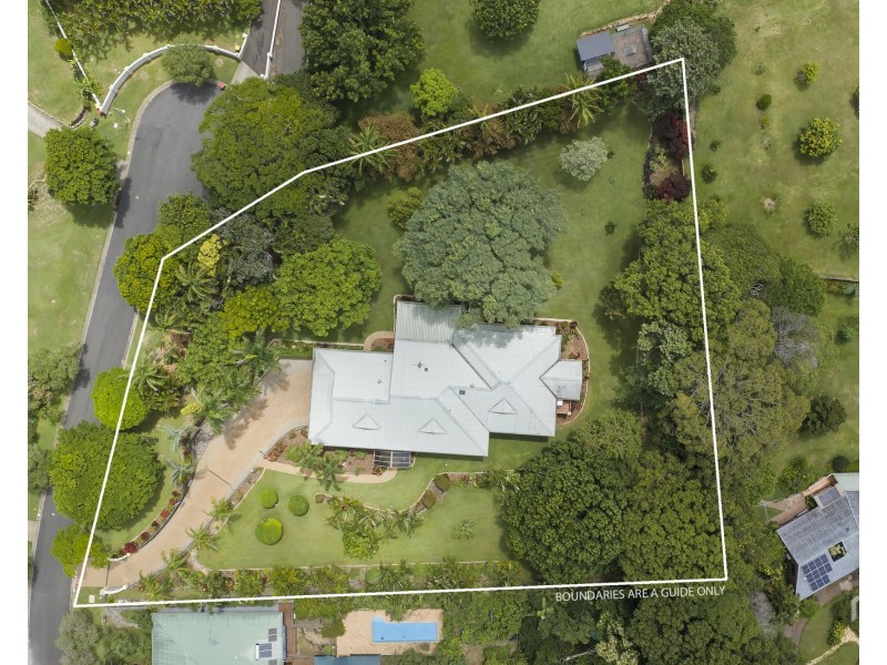 3 The Parapet, Banora Point NSW 2486