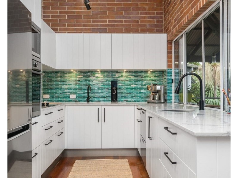 79 Bimbadeen Avenue, Banora Point NSW 2486