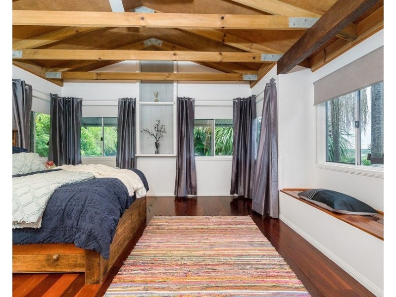 79 Bimbadeen Avenue, Banora Point NSW 2486