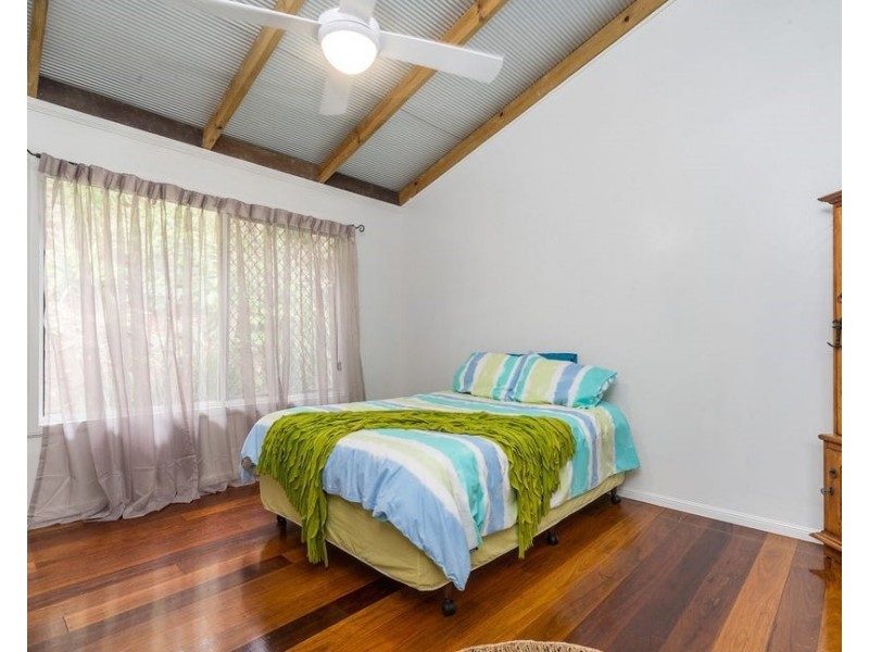 79 Bimbadeen Avenue, Banora Point NSW 2486