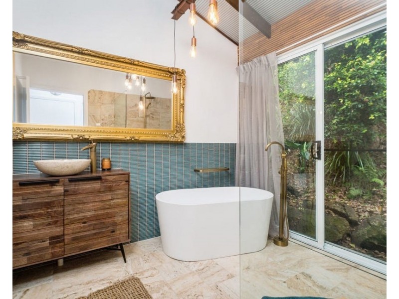 79 Bimbadeen Avenue, Banora Point NSW 2486