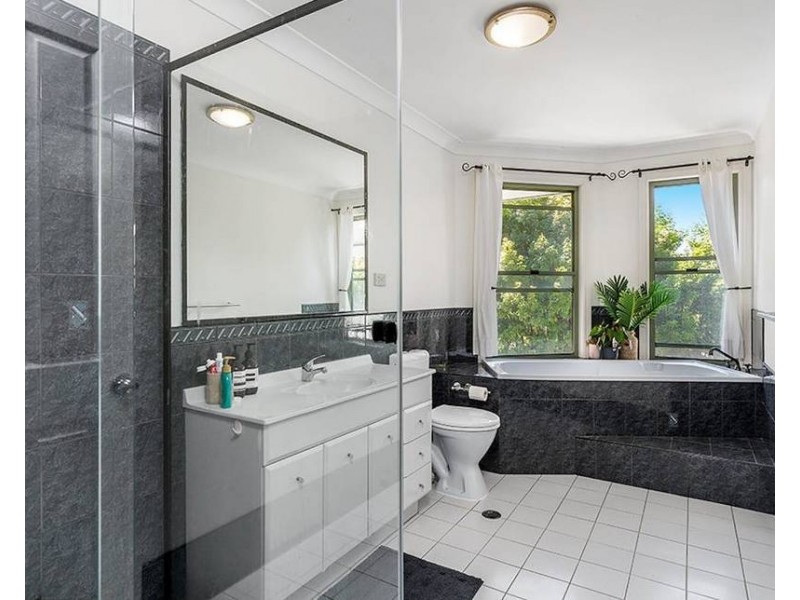 2 Pecan Court, Suffolk Park NSW 2481