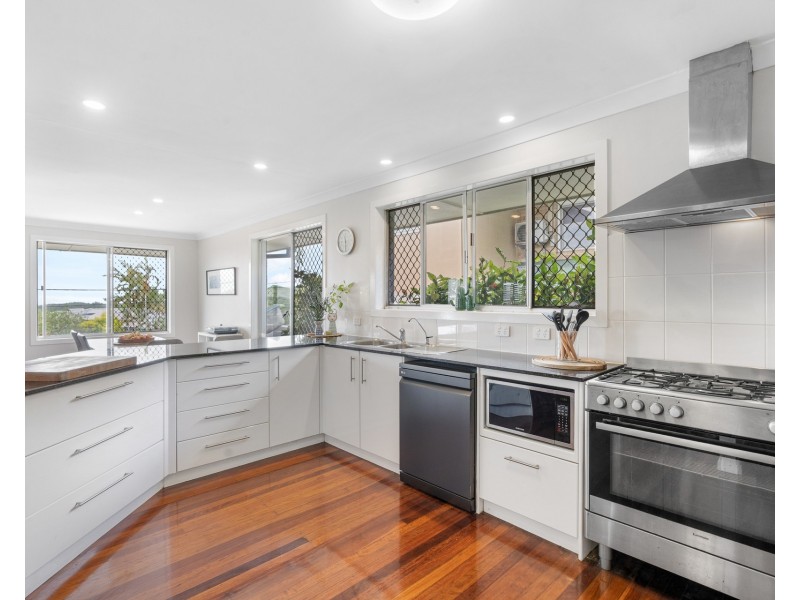 14 Laura Street, Banora Point NSW 2486