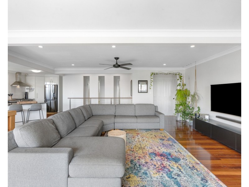 14 Laura Street, Banora Point NSW 2486