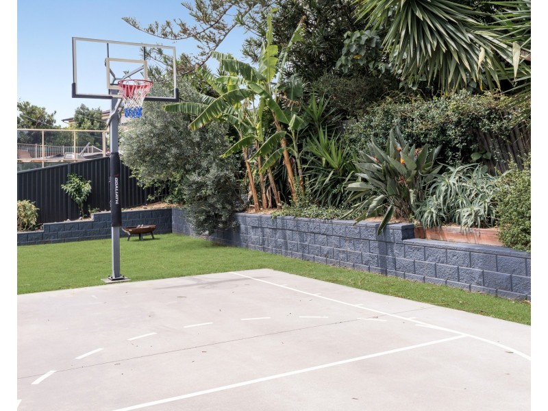 14 Laura Street, Banora Point NSW 2486