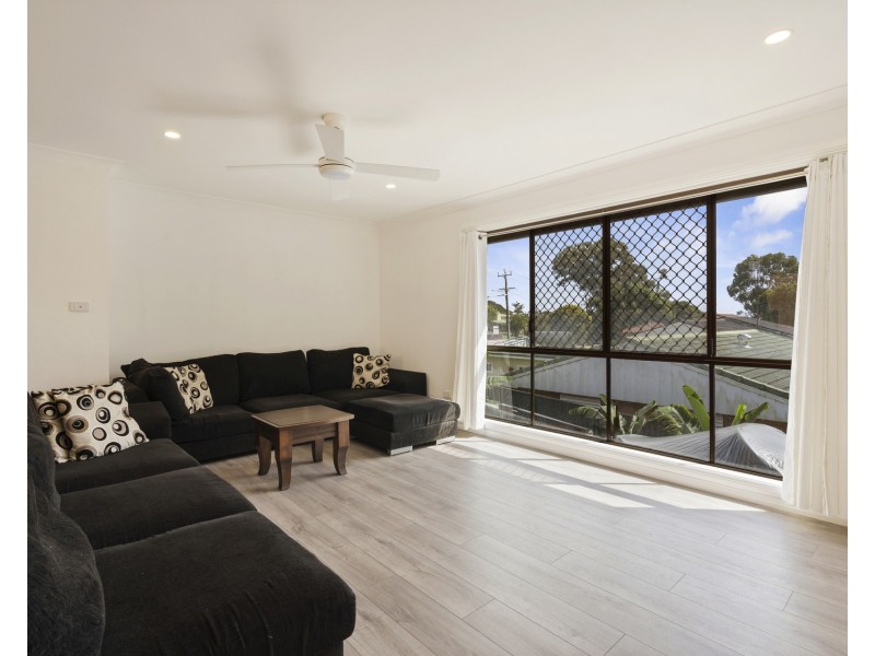 28 Pioneer Parade, Banora Point NSW 2486