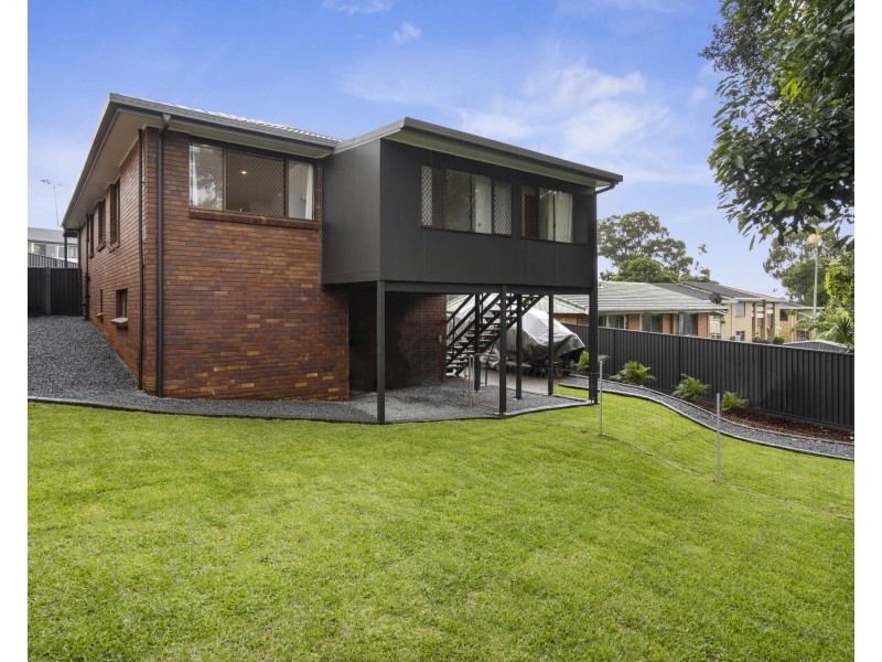 28 Pioneer Parade, Banora Point NSW 2486