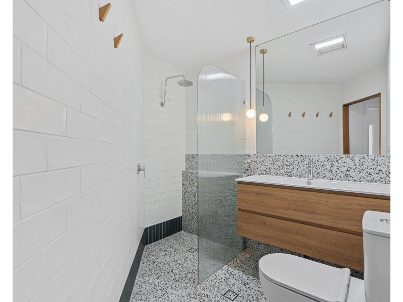 8/4 Lisson Grove, Clayfield QLD 4011