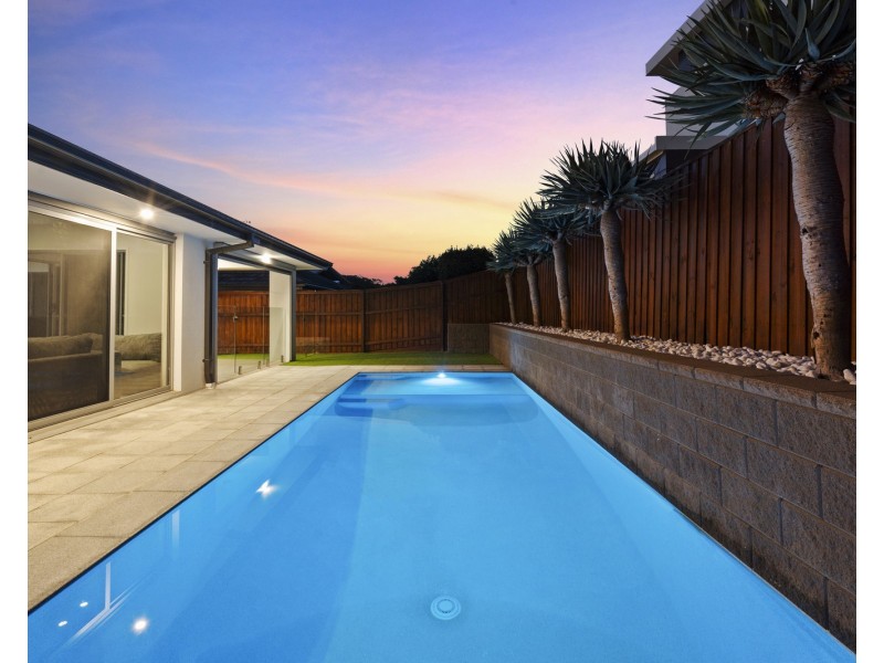4 Liriope Street, Casuarina NSW 2487