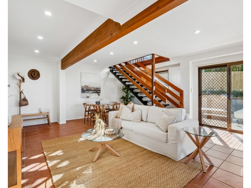 43 Hillcrest Avenue, Tweed Heads South NSW 2486