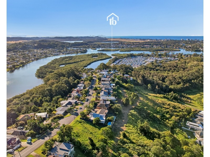 43 Hillcrest Avenue, Tweed Heads South NSW 2486