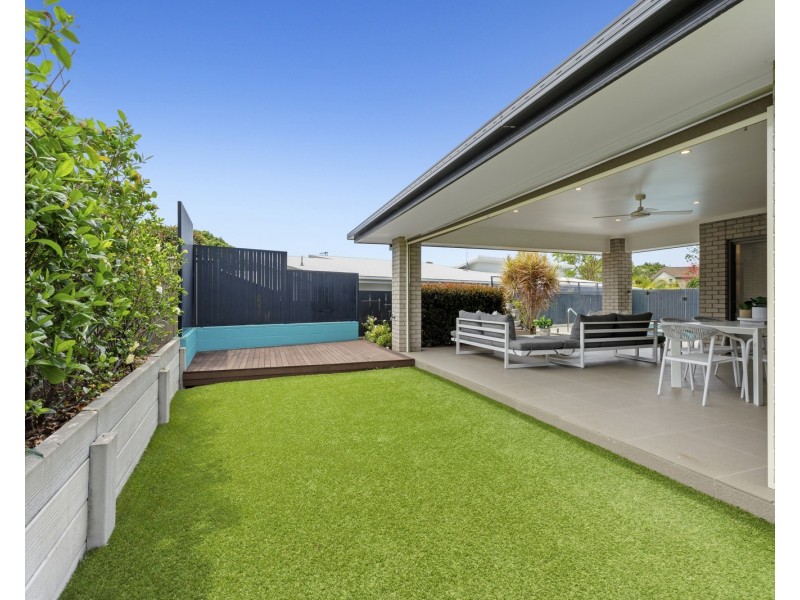 14 Lennox Circuit, Pottsville NSW 2489