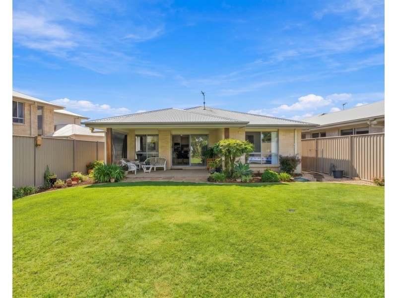 2/11 Woolgoolga Court, Pottsville NSW 2489