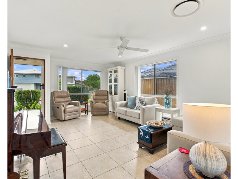 2/11 Woolgoolga Court, Pottsville NSW 2489