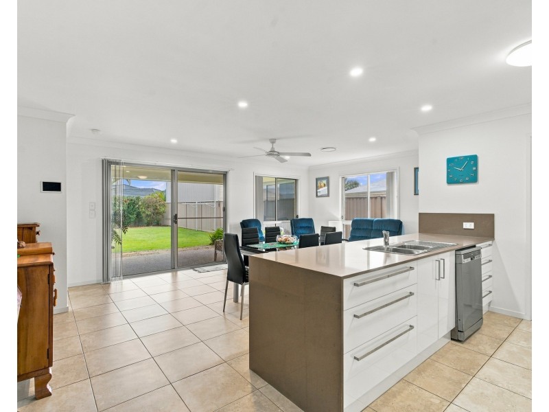 2/11 Woolgoolga Court, Pottsville NSW 2489