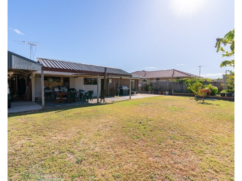 5 Wyola St, Cooloongup WA 6168