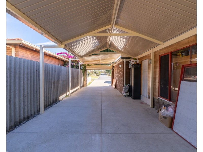 5 Wyola St, Cooloongup WA 6168