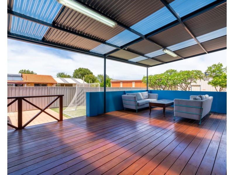 13 Waimea Road, Safety Bay WA 6169
