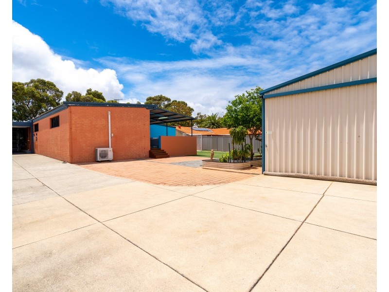 13 Waimea Road, Safety Bay WA 6169