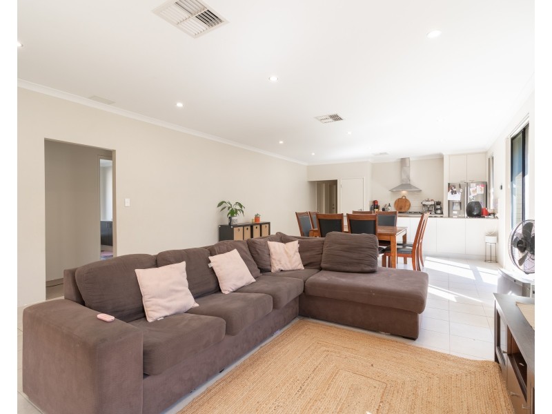 36 Firebrand Grove, Baldivis WA 6171