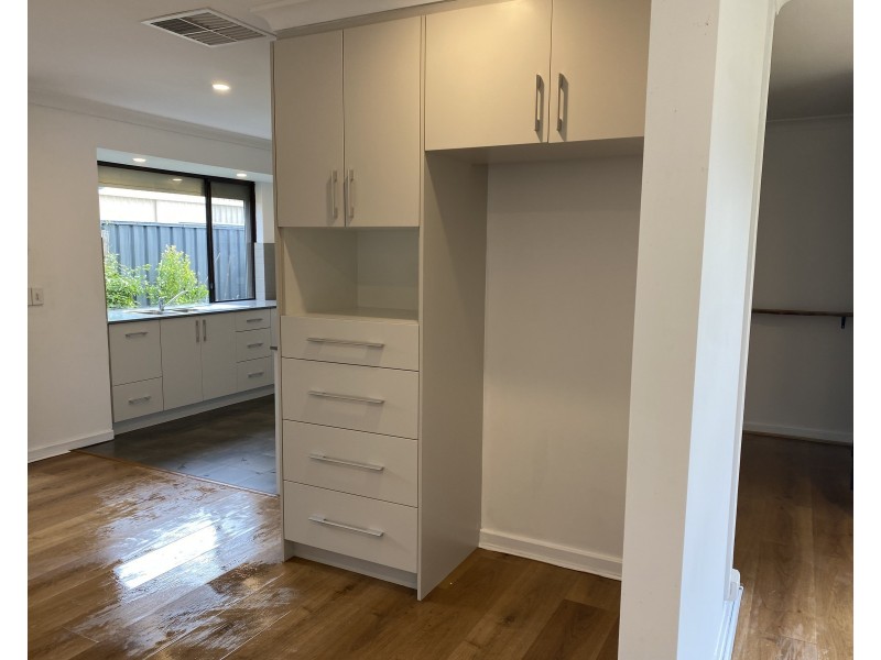 27 Clovelly Way, Warnbro WA 6169