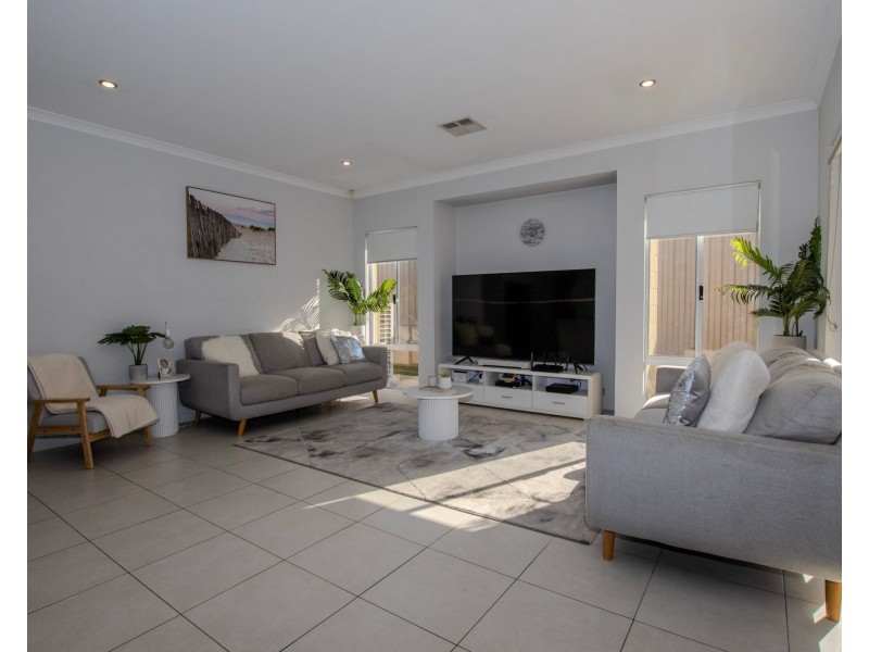 15 McDougal Way, Baldivis WA 6171