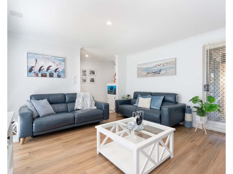 17 Coombs Street, Rockingham WA 6168