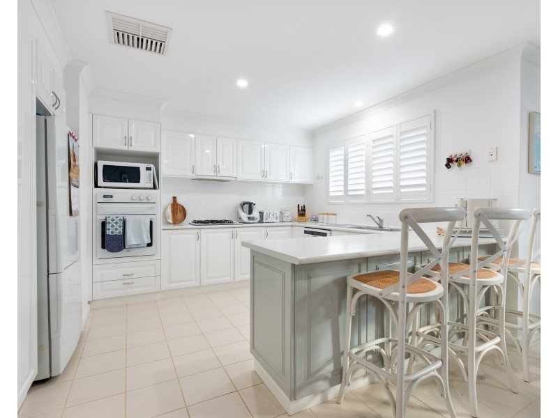 17 Coombs Street, Rockingham WA 6168