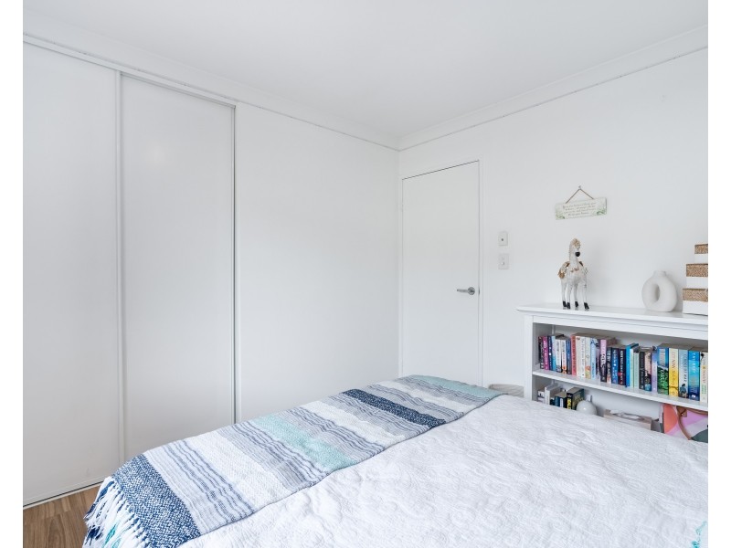 17 Coombs Street, Rockingham WA 6168