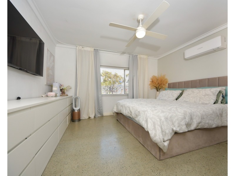 88 Wyeree Rd, Mandurah WA 6210