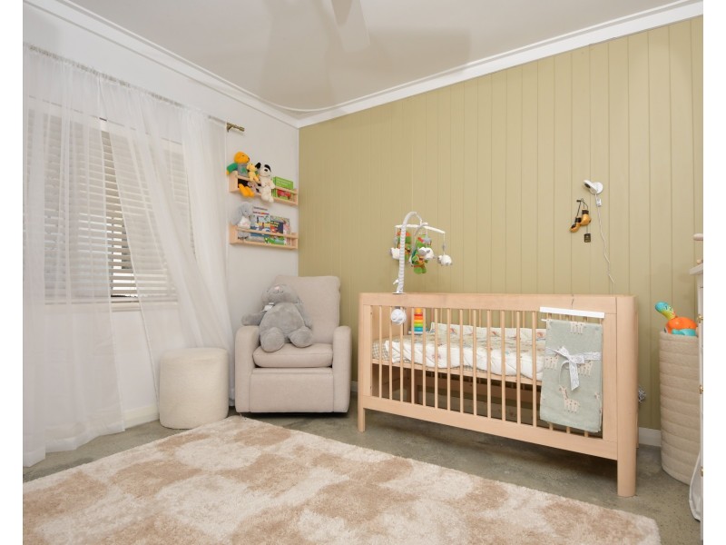 88 Wyeree Rd, Mandurah WA 6210