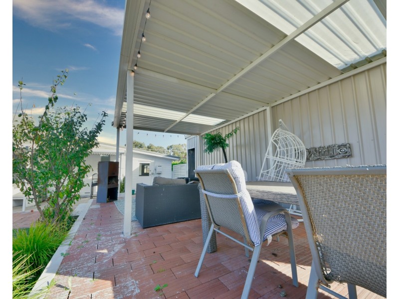 88 Wyeree Rd, Mandurah WA 6210