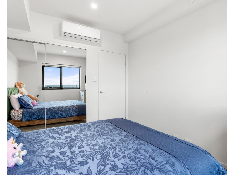 711/31 Rowe Avenue, Rivervale WA 6103