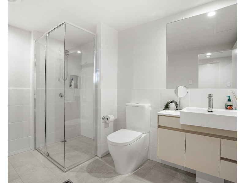 711/31 Rowe Avenue, Rivervale WA 6103