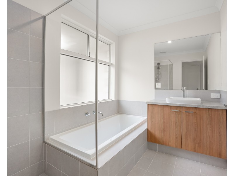 16 Minjary Loop, Baldivis WA 6171