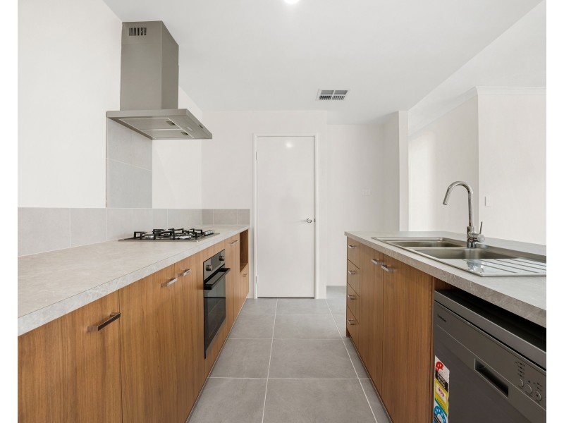 16 Minjary Loop, Baldivis WA 6171