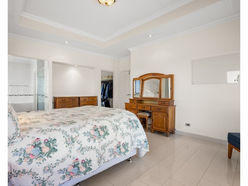 14 Repose Terrace, Atwell WA 6164