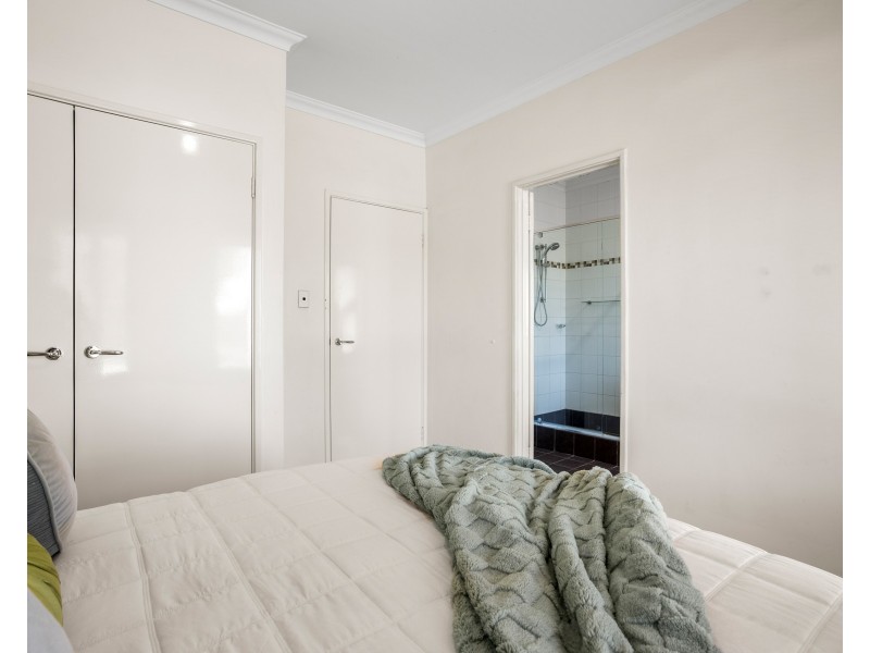 14 Repose Terrace, Atwell WA 6164